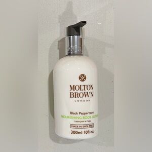Molton Brown Nourishing Body Lotion - BLACK PEPPERCORN 300ml